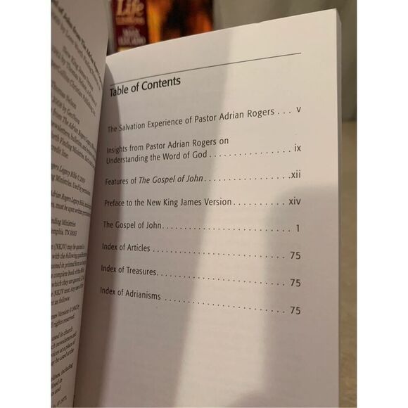 Assorted Religious Book Lot of 6-Gospel of John,Life Lessons by Max Lucado Good - Picture 6 of 9